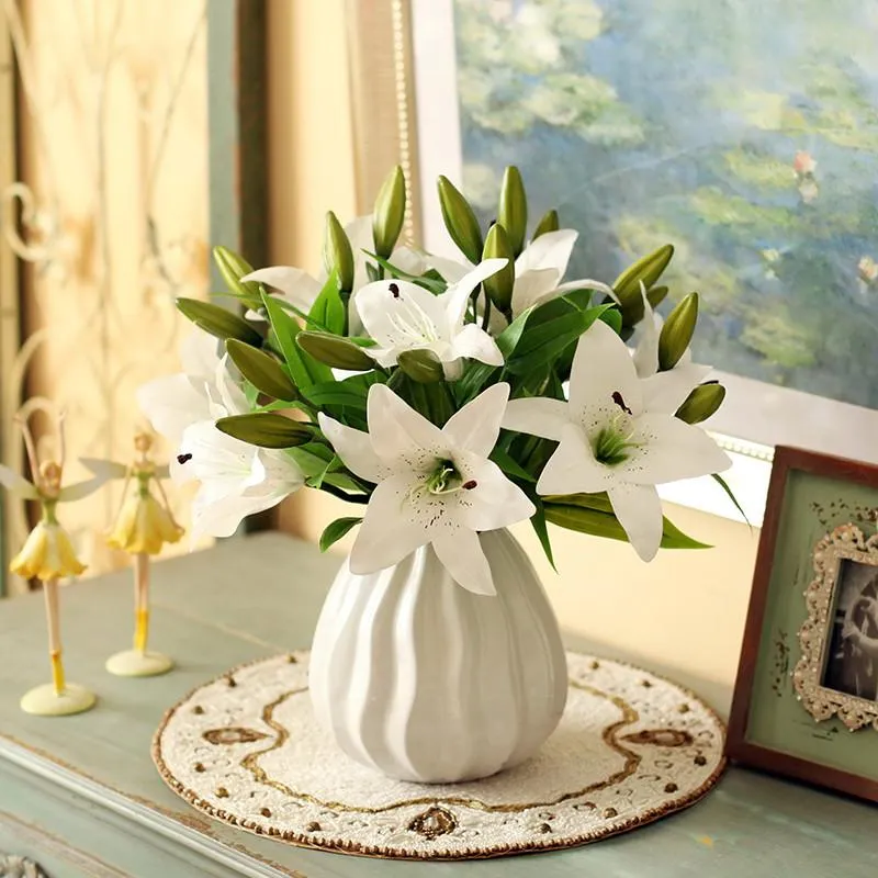 11pcs Realistic Artificial Lily