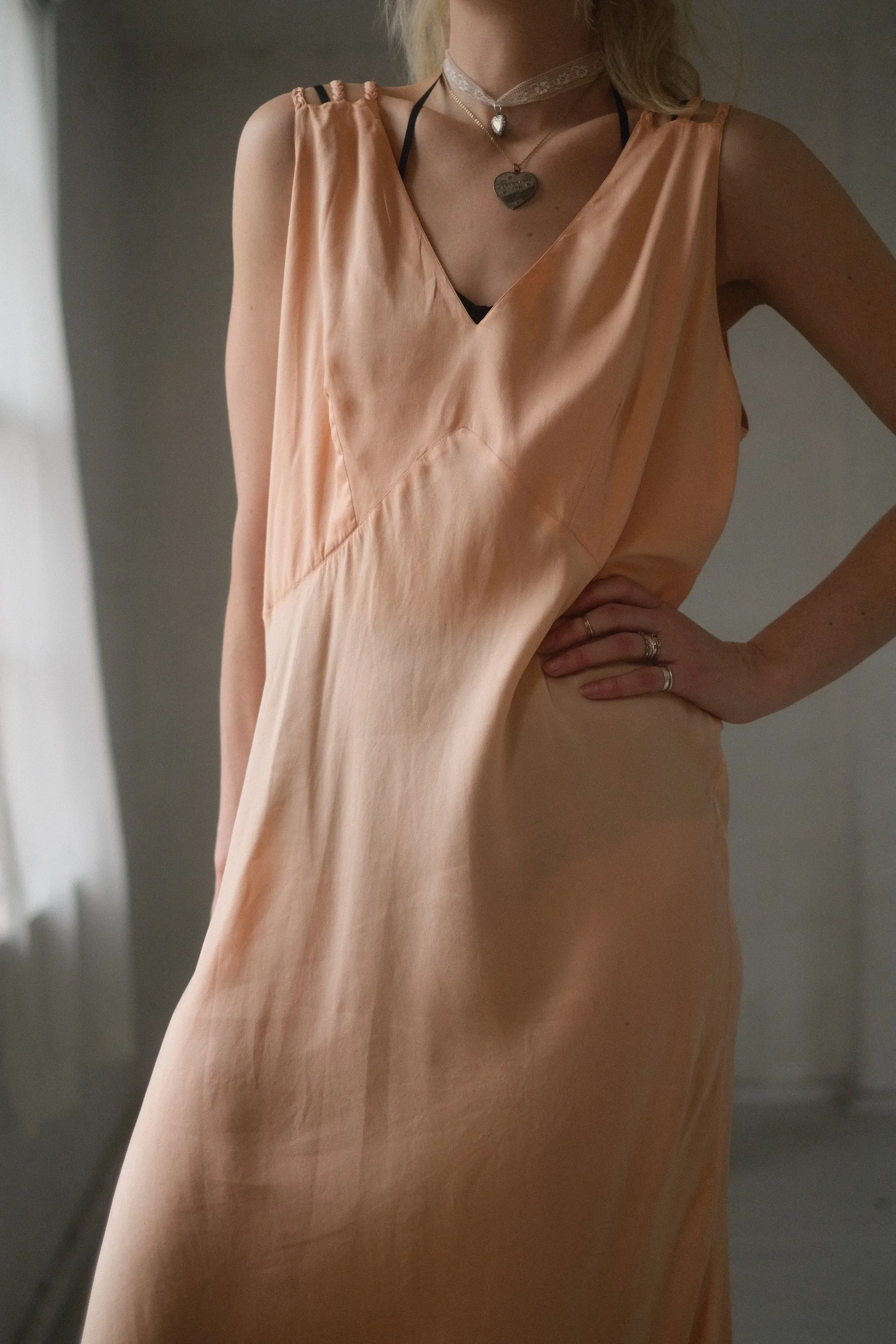 1940s Peach Romantic Slip Gown