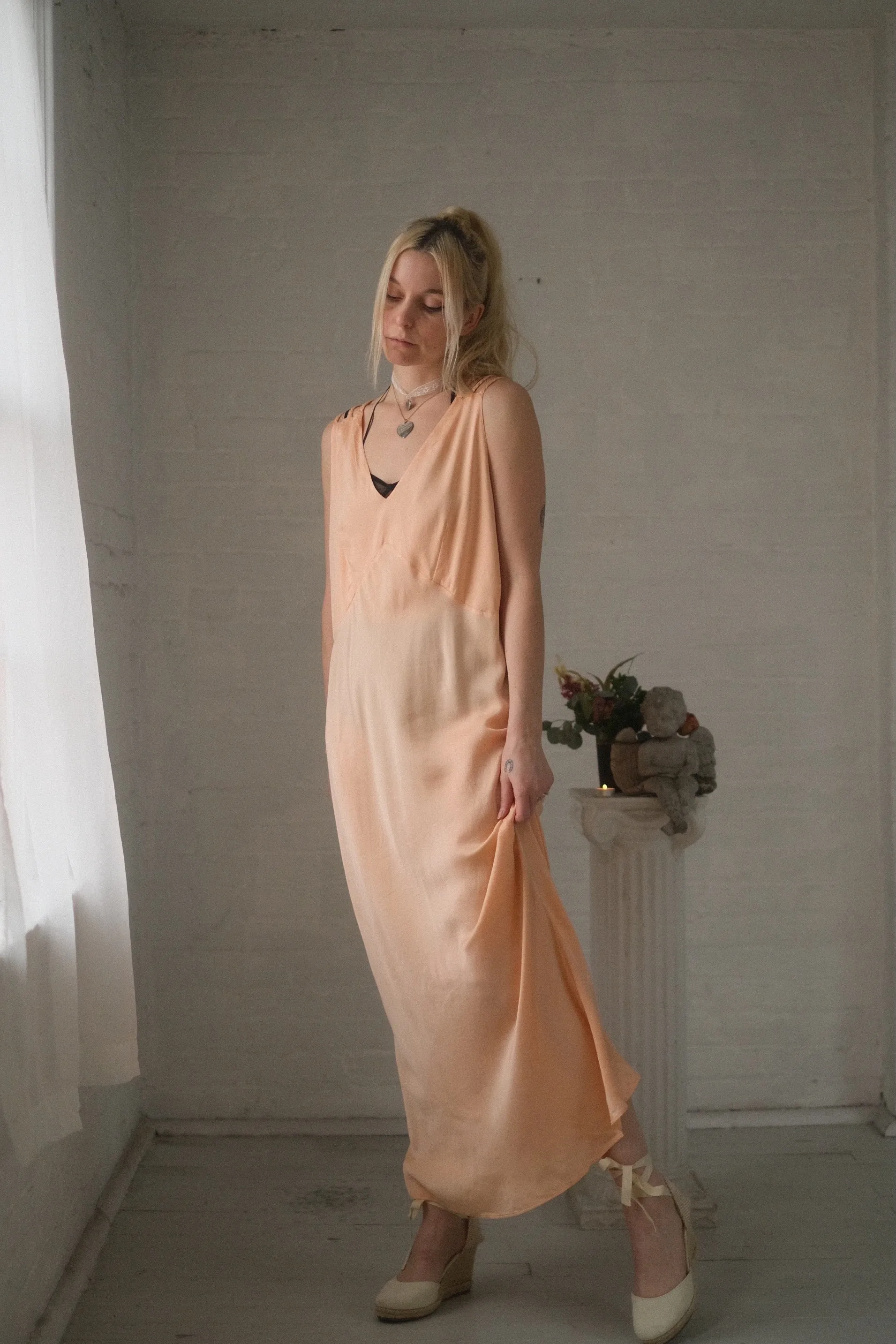 1940s Peach Romantic Slip Gown