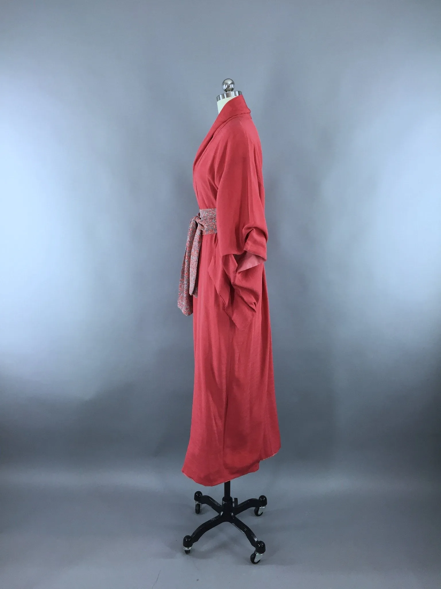 1950s Vintage Silk Kimono Robe in Light Brick Red