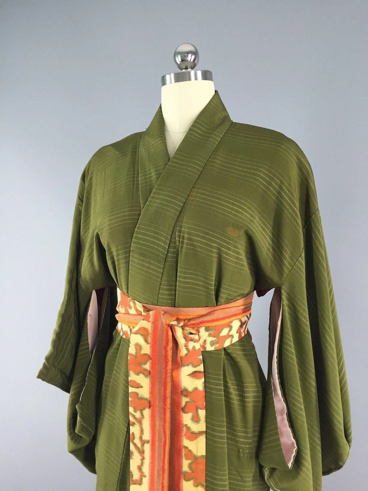 1950s Vintage Silk Kimono Robe / Olive Green