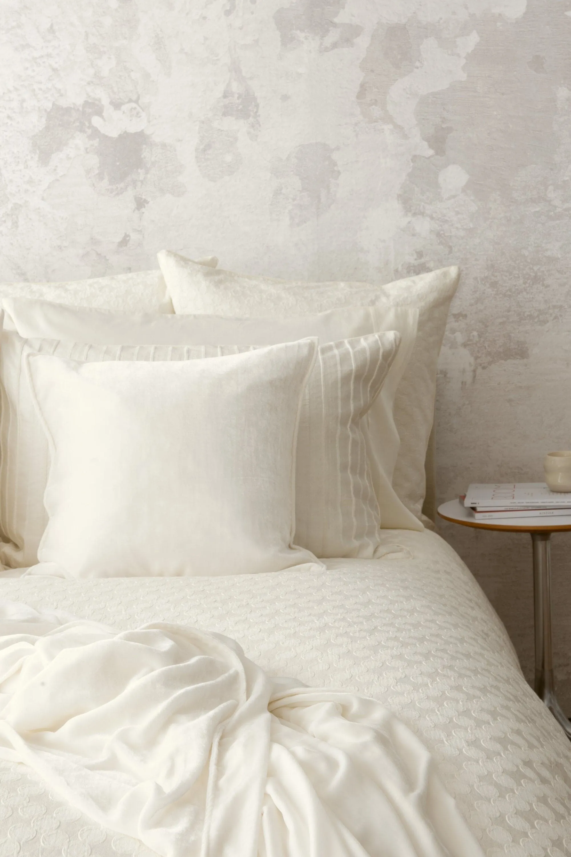 Anello Alabaster Duvet Covers