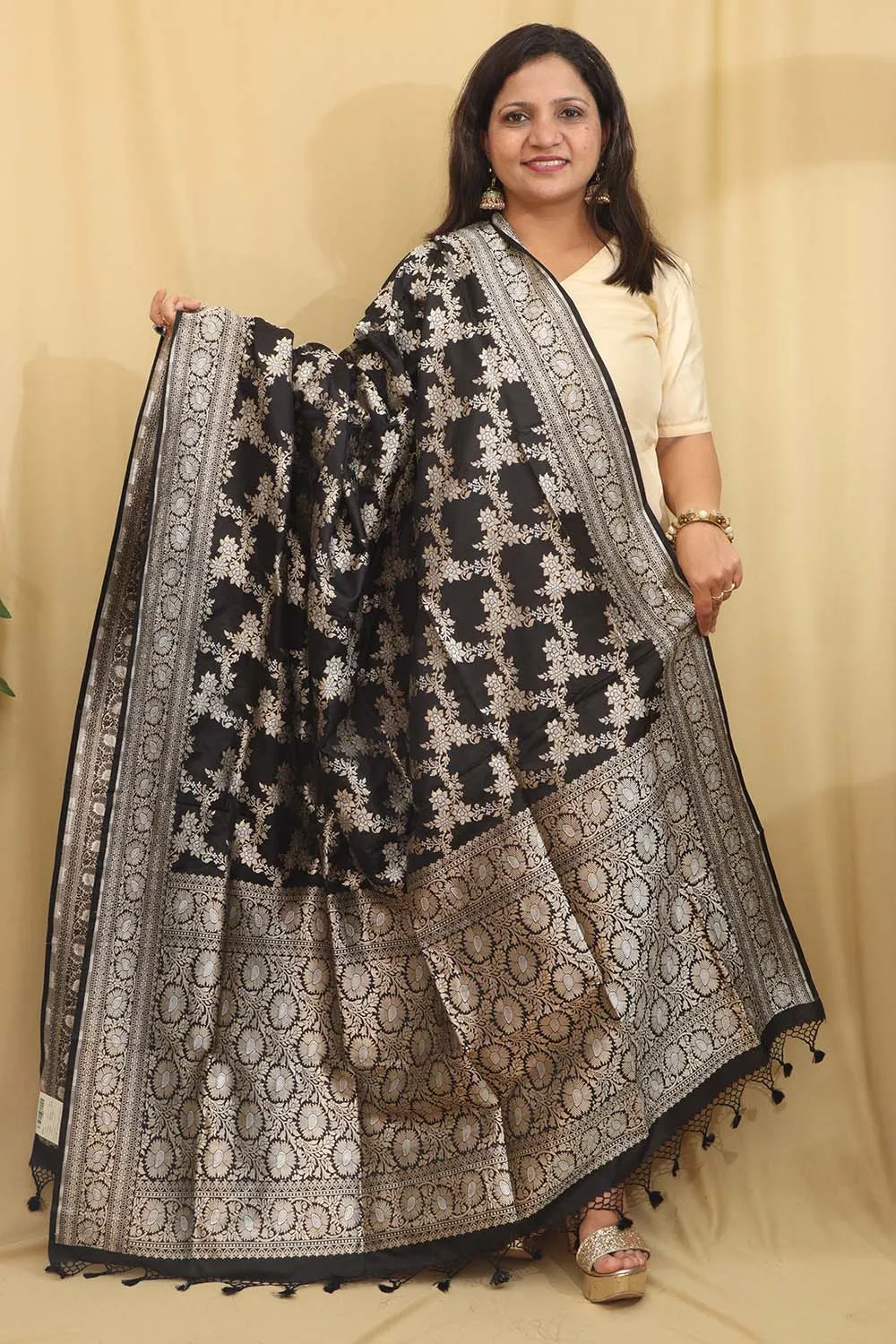 Black Banarasi Handloom Pure Katan Silk Sona Roopa Dupatta