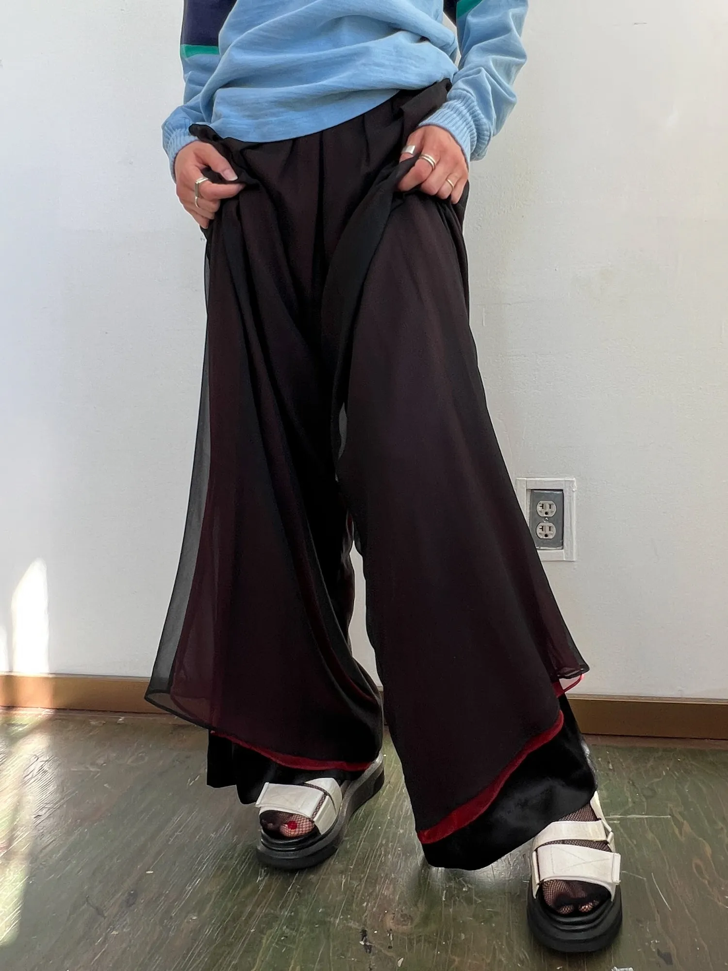 Black Silk Wide Leg Pants (M)