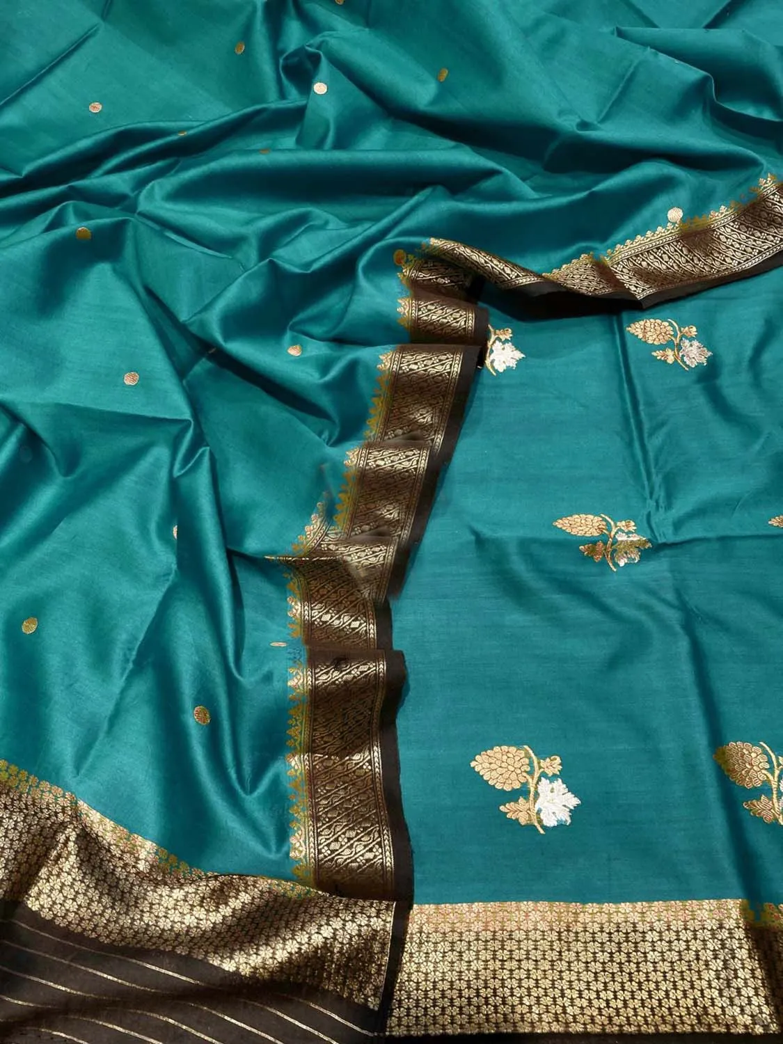 Blue Banarasi Handloom Pure Chiniya Silk Kadwa Weaved Suit