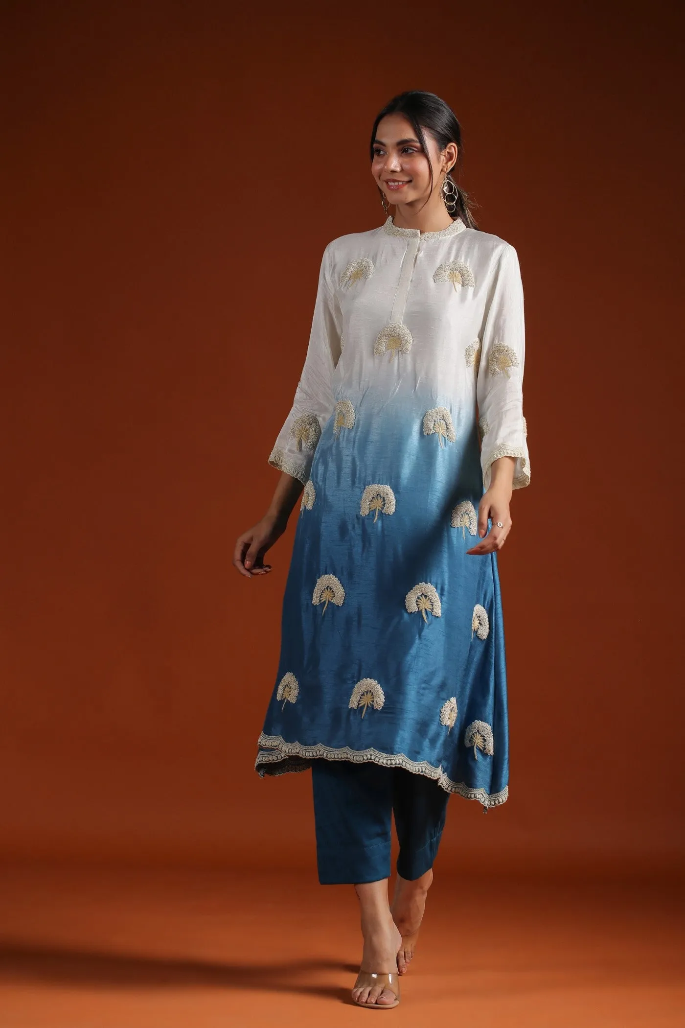 Blue Beads Embroidered Ombre Kurta with Pant