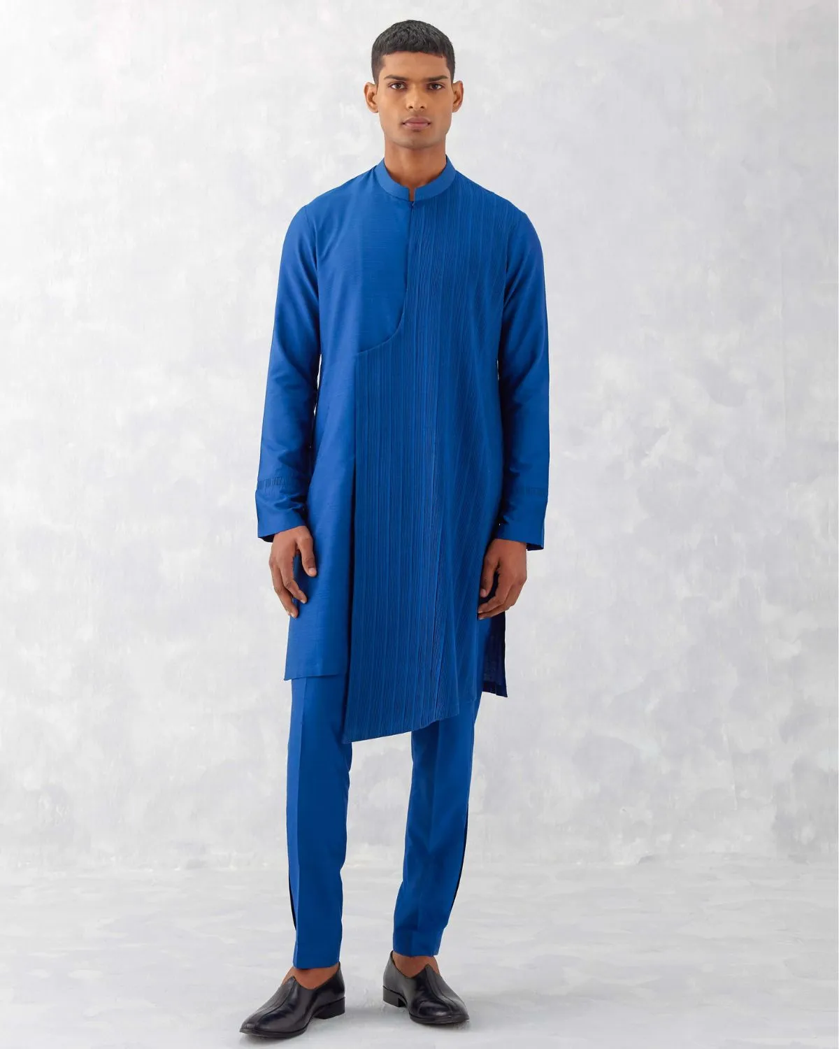 Blue Cotton Silk Blend Pin Tucks Kurta Set