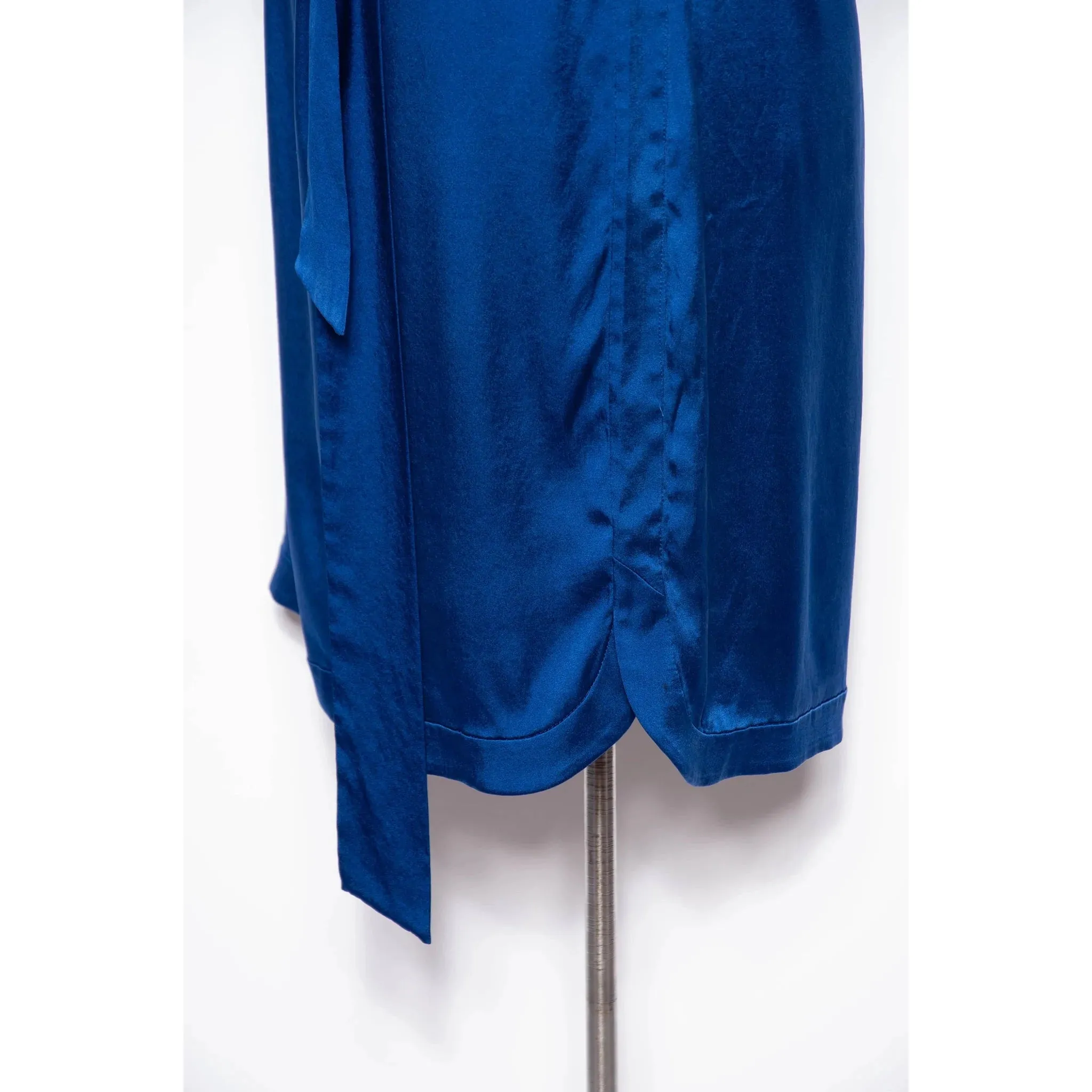 DIANE VON FURSTENBURG Modern Blue Silk Draped Dress | US 6 - Medium