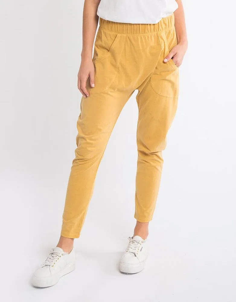 Elm Weekender Pants Yellow