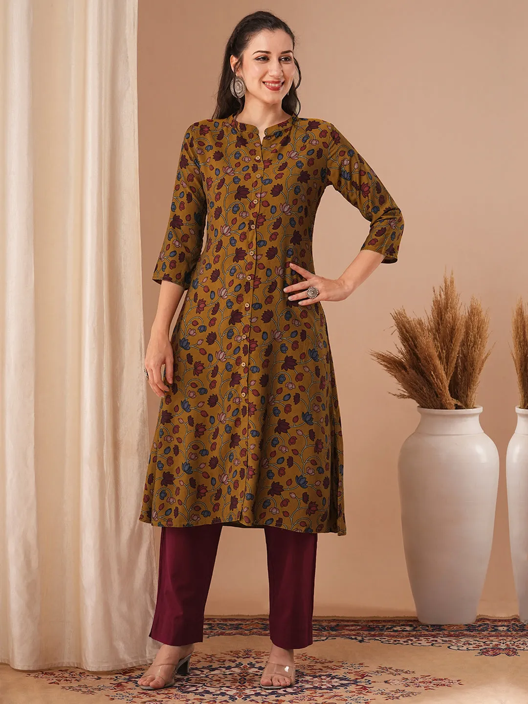 Ethnic Floral Printed Straight Fit Kurta - Mustard