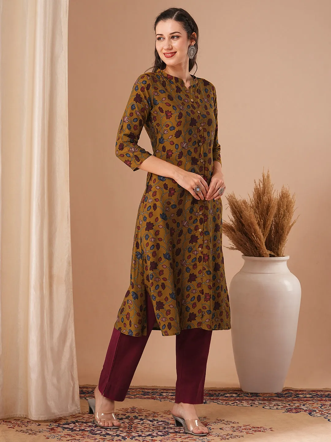 Ethnic Floral Printed Straight Fit Kurta - Mustard