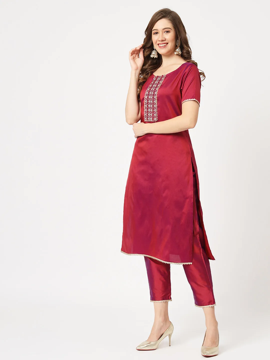 Festive Embroidered Round Neck Kurta And Contrasting Pants