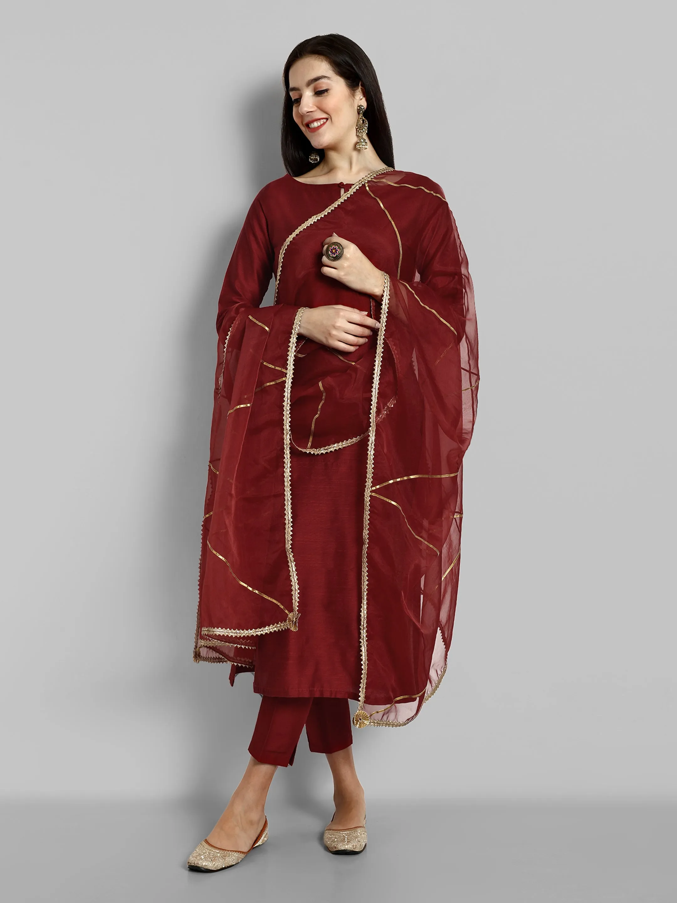 Key Hole Maroon Boat Neck kurta with elasticated Pant and Organza Dupatta - Set of 3